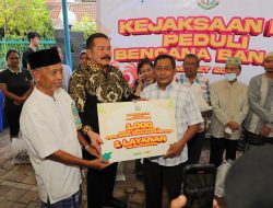 Kejaksaan RI Peduli Bencana Banjir Bukti Kehadiran Kejaksaan di Tengah Masyarakat