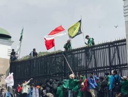 Mahasiswa Bergerak! Gelombang Aksi Tolak RUU TNI, Suara Rakyat Menggema
