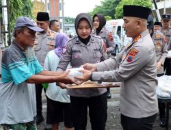 Polresta Pati Bagikan Ribuan Takjil Gratis, Pererat Hubungan dengan Masyarakat