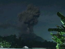 Gunung Ibu Erupsi, Kolom Abu Capai 1.200 Meter