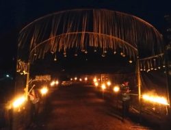 Pemuda-Pemudi Desa Tauro Sambut Malam Lailatul Qadar Tradisi Lampu dan Obor