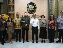Jaksa Agung Terima Kunjungan Mendiktisaintek, Kerja Sama Pendampingan Program Bidang Pendidikan Tinggi