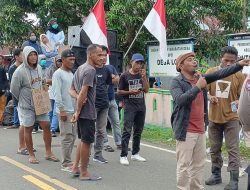 Rakyat Menggugat, Kepala Desa Lola Diduga Tilep Dana Rp 1,9 Miliar, Massa Ancam Kepung Kejaksaan