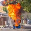 Ricuh Demo Tuntut Bupati Pati Mundur, Mobil Polisi Dibakar