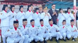 Suasana Penurunan Bendera di Desa Bisui Dipenuhi Antusiasme dan Semangat Kemerdekaan