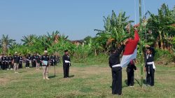 PSHT Cabang Kudus Gelar Upacara Bendera HUT ke-80 RI di Lapangan Bulungkulon
