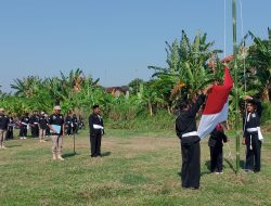 PSHT Cabang Kudus Gelar Upacara Bendera HUT ke-80 RI di Lapangan Bulungkulon