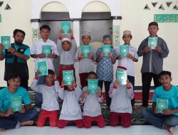 BWA Serahkan 200 Mushaf Al-Qur’an untuk Tiga Desa di Pulau Morotai, Wujud Amanah Wakaf Umat