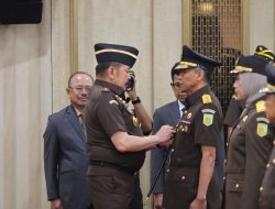 Jaksa Agung RI Lantik 17 Kepala Kejaksaan Tinggi dan 20 Pejabat Eselon II Termasuk Kajati Maluku Utara
