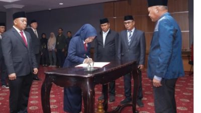 Perkuat Birokrasi, Wagub Malut Sarbin Sehe Lantik Tujuh Pejabat Eselon II