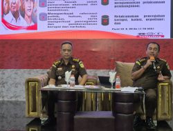 Kejati Malut Beri Pembinaan Hukum untuk Seluruh Kades di Halsel, Cegah Korupsi Dana Desa