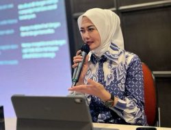Mella Noviani Paparkan Pentingnya Wellbeing Mental Lewat Model PERMA di Seminar Sekolah Lansia