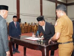 Wagub Maluku Utara Lantik 54 Pejabat Eselon III dan IV, Tekankan Jabatan sebagai Amanah