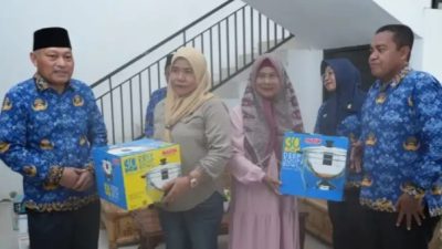 Dorong UKM Naik Kelas Wagub Sarbin Sehe Tegas, Bantuan ke 17 Pelaku Dilarang Diperjualbelikan