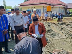 Semangat Kolektif Dinas Pendidikan Haltim Bangun Mushola, Bupati, Ini Contoh untuk OPD Lain