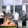 Wawali Ternate Hadiri Pemusnahan Barang Bukti, Tegaskan Komitmen Lindungi Generasi Muda