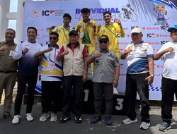 Wagub Malut Serahkan Medali Balap Sepeda Porprov V 2026, Atlet Ternate Dominasi