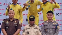 Bupati Halut Serahkan Medali Race Criterium Porprov V Malut, Atlet Kota Ternate Raih Tiga Posisi Teratas