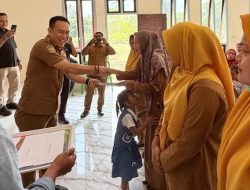 99 Warga Maba Tengah Terima Insentif, Sekda Haltim Tegaskan Perkuat Kesehatan Ibu dan Anak