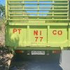 Truk PT Natural Indococonut Organik Tabrak Tiang PLN dan Kabel WiFi di Galela, Warga Tuntut Pertanggungjawaban