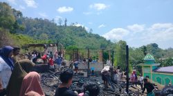 Kebakaran Hanguskan Rumah Warga di Loleojaya, Dokumen Penting dan Uang Rp5,7 Juta Ikut Terbakar