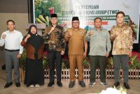 Foto Bersama Pertemuan Technical Working Group (TWG) 2 Program CDC-SUI di Halmahera Room Bela Hotel Ternate. Senin, (21/09/26). Dok. Humas ADPIM