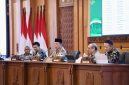 Menteri Nusron saat Rapat Koordinasi Transformasi Layanan di Kantor Sekretariat Daerah Provinsi Jawa Timur, Surabaya, (11/09/2026). Dok. MW/FA