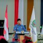 Bupati, Drs. Ubaid Yakub, MPA, memberikan sambutan pada Pelantikan Dewan Kehormatan dan PMI Kabupaten Halmahera Timur masa bakti 2025-2030 di Aula Lantai I Kantor Bupati Halmahera Timur Bersama PMI Provinsi Maluku Utara, pimpinan OPD, dinas teknis, serta anggota DPRD Haltim dari Komisi II dan III. Kamis (17/9/2026). Dok. M. Dzarik