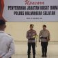 AKP Abdul Haris Alwan menyerahkan jabatan sebagai Kasat Binmas Polres Halmahera Selatan. Rabu, (23/09/26). Dok. Ian