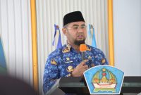 Bupati Halmahera Selatan, Hasan Ali Bassam Kasuba, saat membuka Pelatihan Pengenalan dan Pembinaan Penanganan Kasus KDRT dan Kekerasan Anak bagi Dai dan Mubalig Desa se-Kabupaten Halmahera Selatan di Aula Kantor Dinas Pendidikan Halsel. Kamis (24/9/2026). Dok. Ian