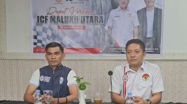Ketua ICF Maluku Utara, M. Ghifari Bopeng dan Sekretaris ICF yang juga Koordinator Daerah (Korda), Hasrul, Saat melaksanakan rapat koordinasi yang berlangsung di Muara Hotel Ternate. Sabtu (26/09/26). Dok. Istimewah. 