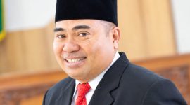 Foto Kepala Dinas Tenaga Kerja dan Transmigrasi (Disnakertrans) Halsel, Dr. Daud Djubedi. Selasa, (29/09/26). Dok. Ian