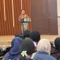 Kepala BPOM, Prof. dr. Taruna Ikrar, M.Biomed., Ph.D., mengawali kuliah umumnya  diaula Lantai 3, Universitas Mataram. Kamis, (8/10/2027). Dok. Istimewa. 