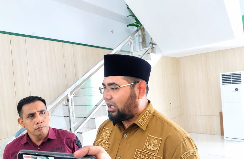 Bupati Halmahera Selatan, Hasan Ali Bassam Kasuba. 