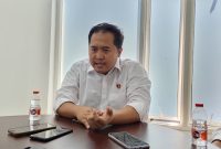 Kasat Reskrim Polres Ternate, IPTU Arif Budi Aji, saat di temui awak media di ruang kerja. Senin, (19/10/26). Dok. Agis. 