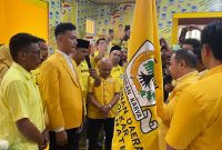 Ardian Idhan resmi terpilih sebagai Ketua DPD II Partai Golkar Kota Ternate dalam Musda VII Partai Golkar Kota Ternate, di Secret Room lantai II Kantor DPD Partai Golkar Provinsi Maluku Utara, Kelurahan Stadion, Kecamatan Ternate Tengah, Kota Ternate Kamis (22/10/26). Dok. Agus. 