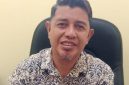 Foto Kepala Seksi Penagihan Samsat Kota Ternate, Risal, SH, M.Si, saat di temui Ruang kerja, Kantor Samsat Kota Ternate. Kamis, (01/10/26). Dok. Agis. 