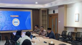 Plt Kepala Dinas PUPR Maluku Utara Risman Iriyanto Djafar Rapat koordinasi dengan Balai Pengembangan Kompetensi Bina Konstruksi Kementerian Pekerjaan Umum dan Balai Jasa Konstruksi Jayapura. Kamis, (08/10/26). Dok. Istimewa. 