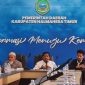 Ketua Baznas Haltim, Yunus Kasturi, S.Ag., melaksabakan Rapat Koordinasi dan Evaluasi sekaligus mengevaluasi kinerja pengumpulan zakat, infak, dan sedekah (ZIS) yang berlangsung di Ruang Rapat Eselon, Kantor Bupati Halmahera Timur. Kamis (15/10/26). Dok. M. Dzarik. 