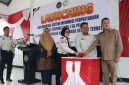Kepala Kanwil Ditjenpas Maluku Utara, Bagus Kurniawan dan Ketua DPR Provinsi Maluku Utara, H. M. Iqbal Ruray, LPKA Kelas II Ternate meluncurkan inovasi Sistem Informasi Perpustakaan Literasi Terpadu Anak (ISI-PELITA). Kamis (15/10/26). Dok. Agis. 