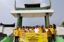 DPD Partai Golkar Provinsi Maluku Utara memperingati Hari Ulang Tahun (HUT) ke-62 ziara Malam Pahlawan Kota Ternate. Selasa (20/10/26). Dok. Agis. 