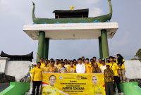 DPD Partai Golkar Provinsi Maluku Utara memperingati Hari Ulang Tahun (HUT) ke-62 ziara Malam Pahlawan Kota Ternate. Selasa (20/10/26). Dok. Agis.