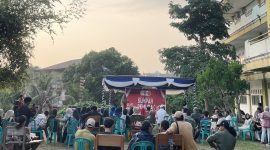 Suasana kegiatan Memperingati Hari Sumpah Pemuda di Kampus B FISIP UMMU, Ternate, yang di laksanak depan kampus B lantai satu, di Rabu (28/10/26). Dok. Dali Boi Mahasiswa UMMU Jurusan sosiologi. 
