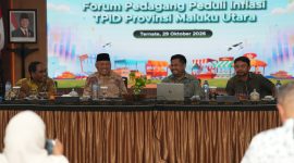 Wakil Gubernur Malut, Sarbin Sehe Deputi Perwakilan Bank Indonesia Malut, Kepala Dinas Perindustrian dan Perdagangan Malut, Kepala Dinas Pangan Malut. Kamis, (29/10/26). Dok. Adpim Humas. 